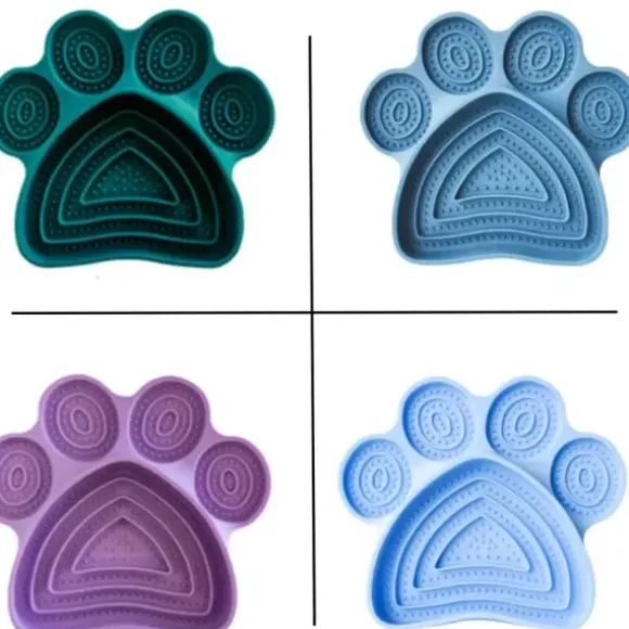 Modern Pet Company Paw Print Likmat